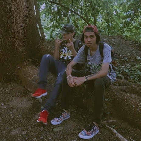 Somos De Aquí ft. Port Consumers, The Fake Dealers & Red Vil cover art