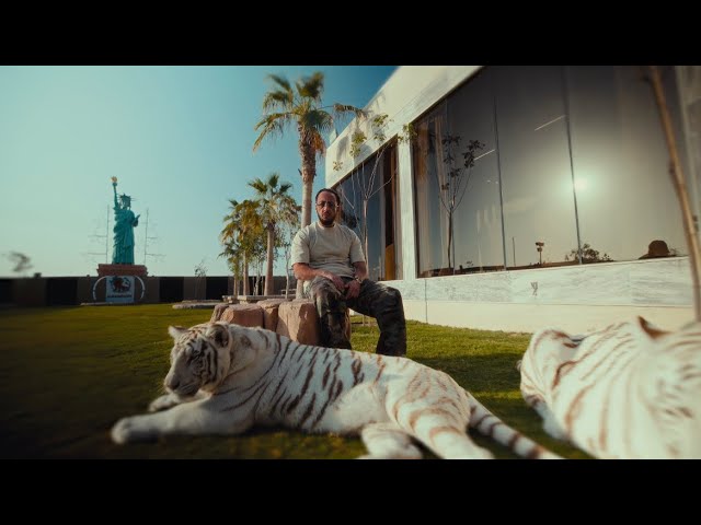 LACRIM - EL TIGRÉ (CLIP OFFICIEL) cover art