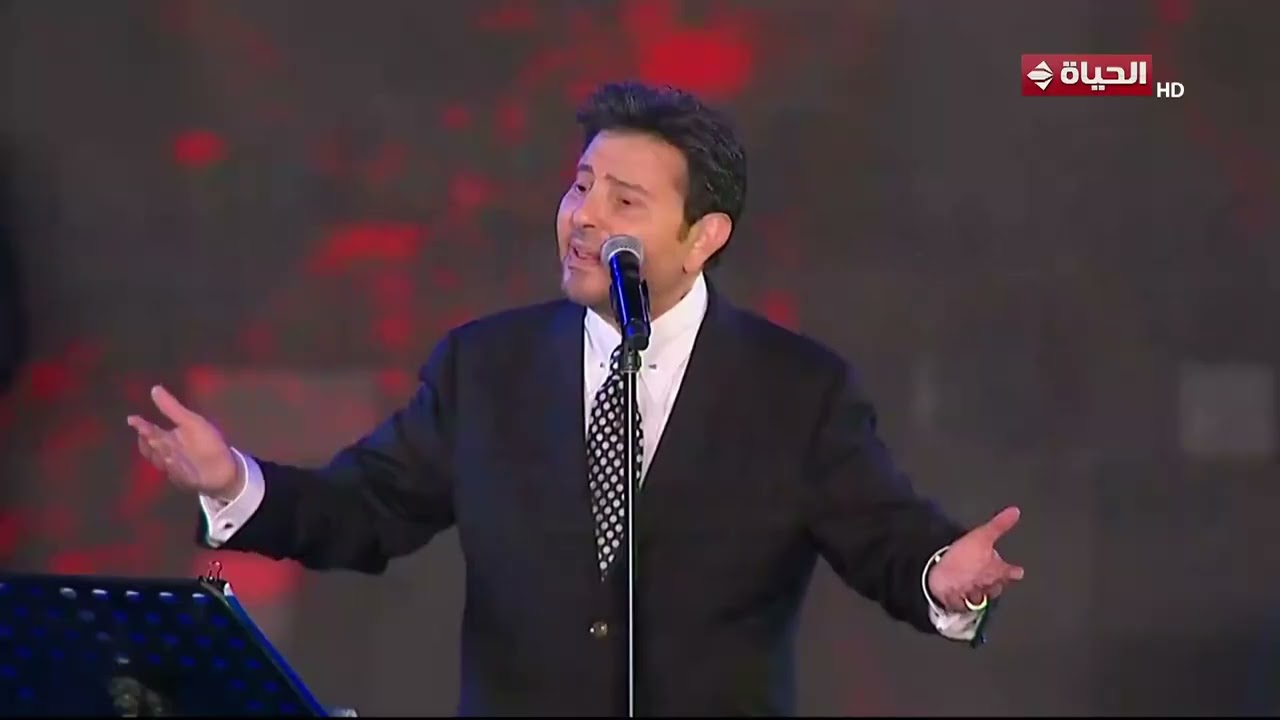 مشتريكي-هاني شاكر (مهرجان ومؤتمر الموسيقى العربية الثالث و الثلاثون) cover art