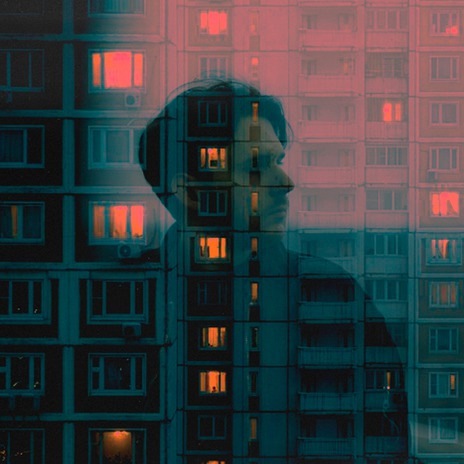 В окнах панелек cover art