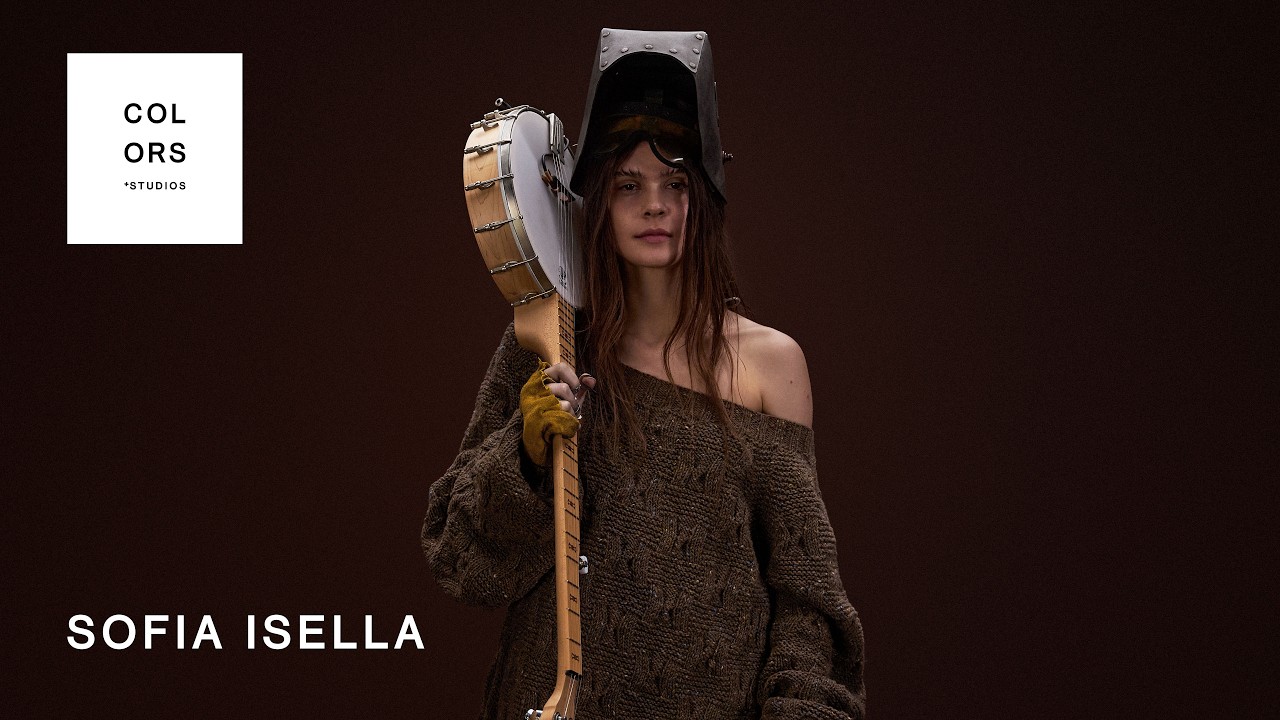 SOFIA ISELLA - The Chicken is Naked and Afraid | A COLORS SHOW cover art