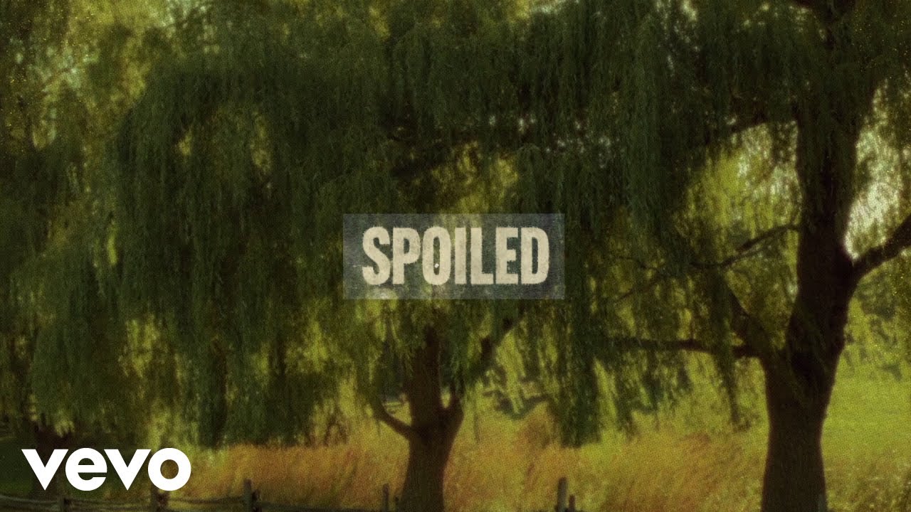 Noah Kahan - Spoiled (Official Lyric Video) cover art