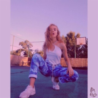 11 AM
