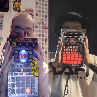 демки 22 года cover art