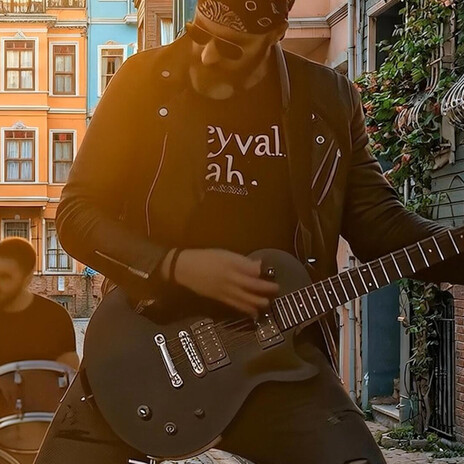 Yaralı Gönlüm