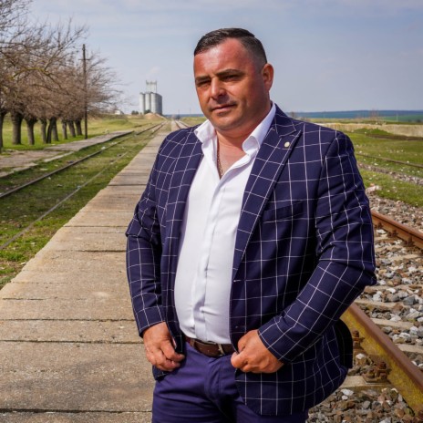 CA LASTARUL IN GRADINA