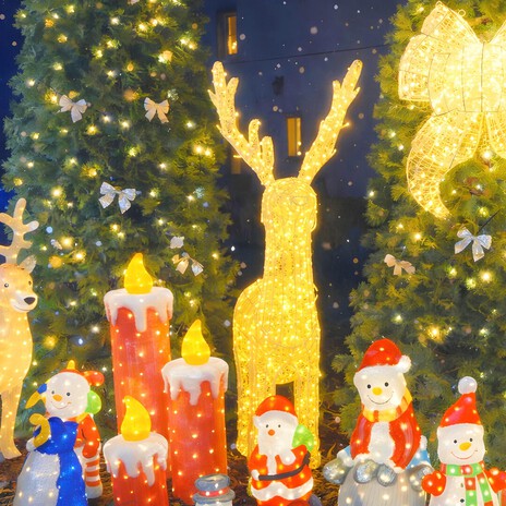 Lofi Beats And Christmas Vibes cover art