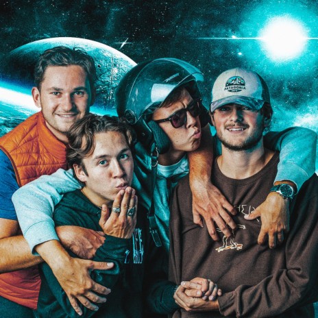 beetje moe ft. MeesyBoy93000 cover art