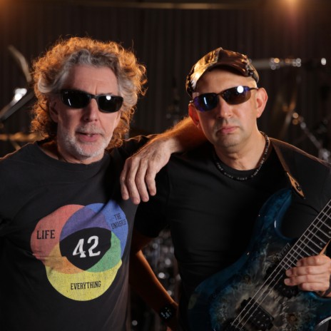 Inside This Zoo ft. Simon Phillips, Greg Howe & Mohini Dey cover art