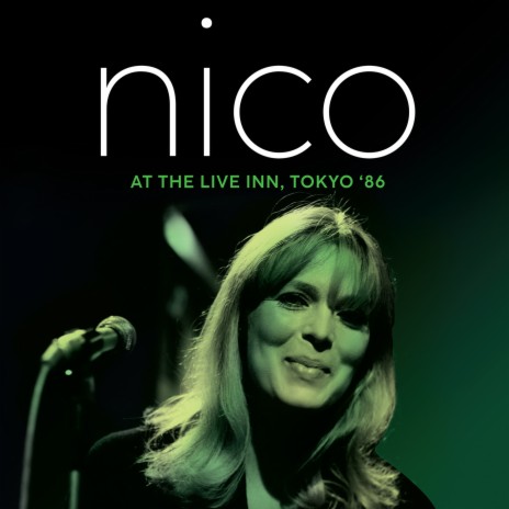 Tananore (Live)