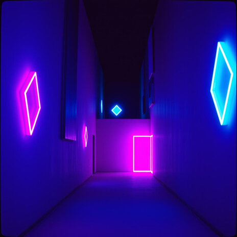 Hologram Horizon cover art