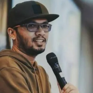 Allah Mengetahui Isi Hati Kamu - Ustadz Hanan Attaki cover art