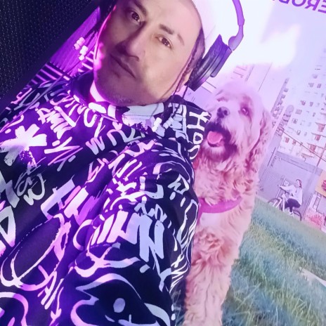 Ella quiere que la miren cover art