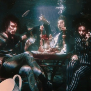 Palaye Royale