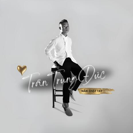 Nắm Chặt Tay cover art