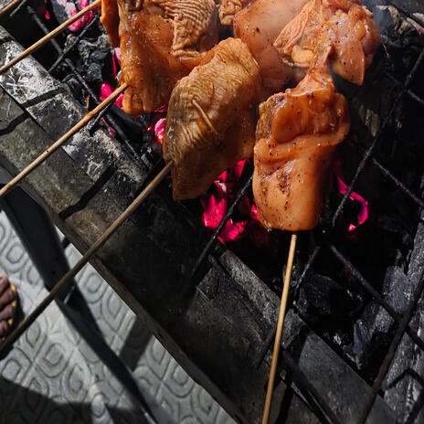 Tiyapa manok cover art