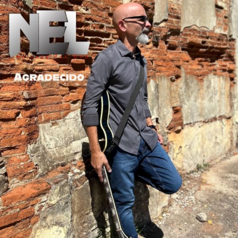 Luchare cover art
