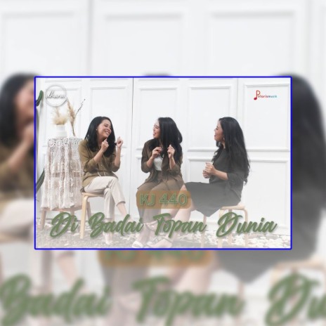 Di Badai Topan Dunia cover art