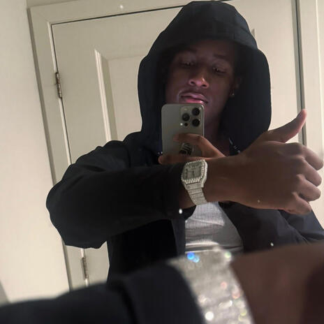 YungCreep Standing Through The Pain cover art