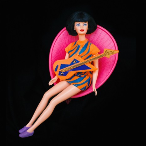 Controlled cover art
