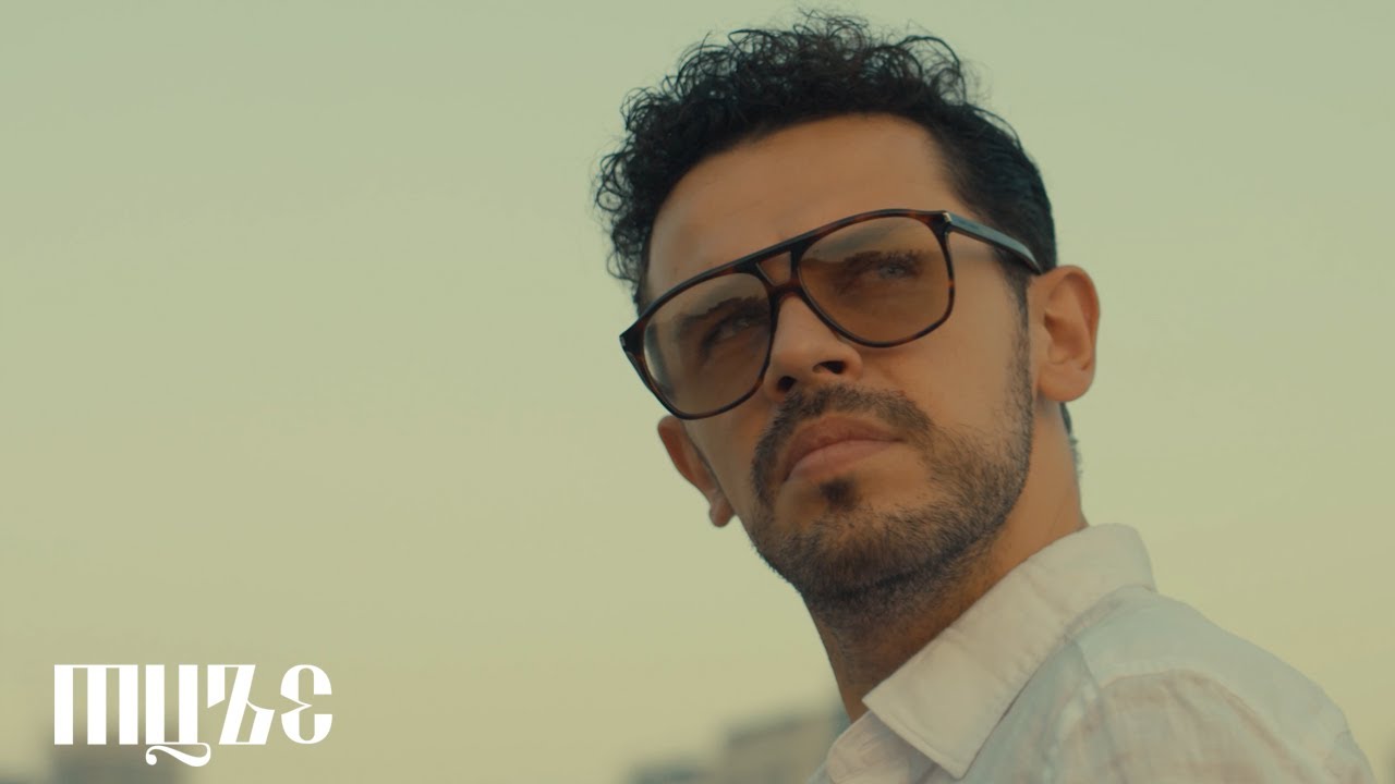 Bogdan Medvedi - Broken Heart | Official Video cover art