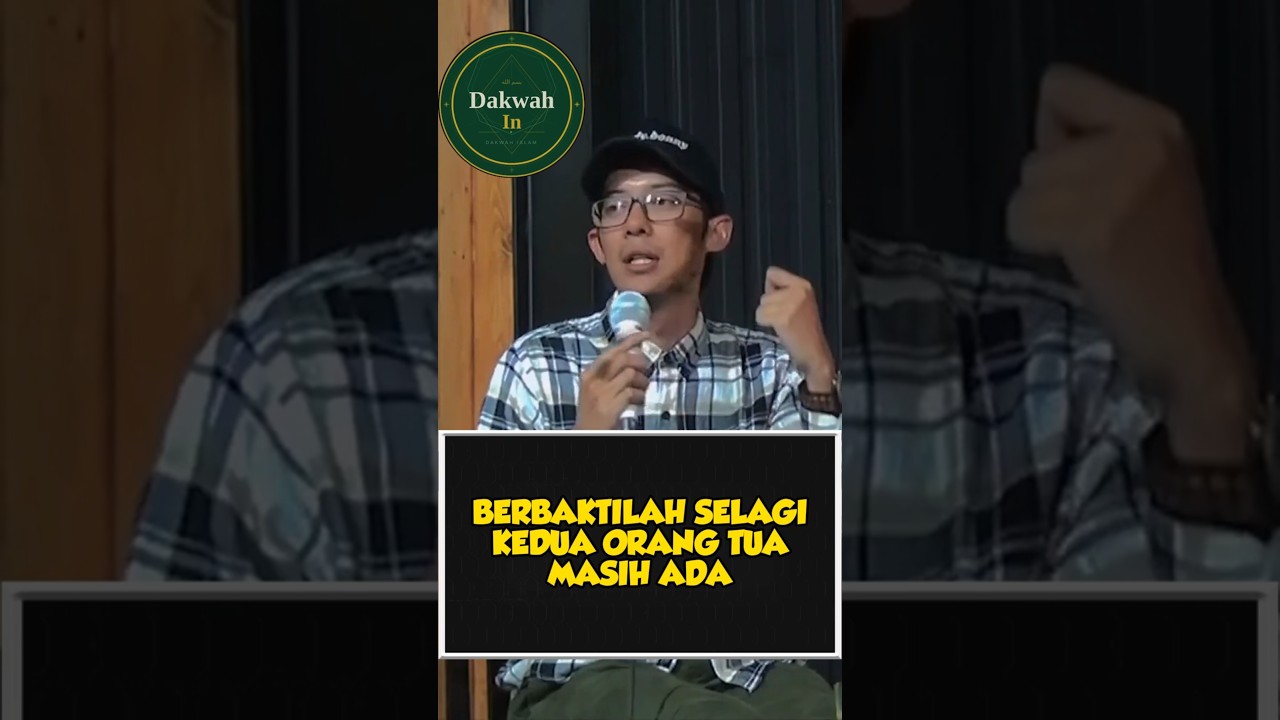 Berbaktilah Selagi Kedua Orang tua Masih ada cover art