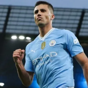 Rodri Mengatakan: Sepak Bola Telah 'Kejam' Terhadap Rekan Setimnya di Spanyol, Gavi cover art