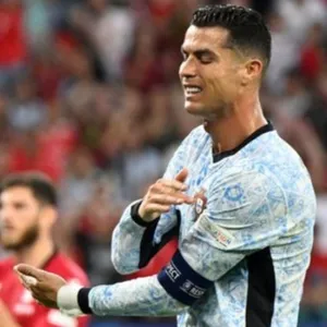 Update: Ronaldo Akhirnya Menembakkan Tembakan Kosong! Rekor Gol Pahlawan Portugal Berakhir cover art