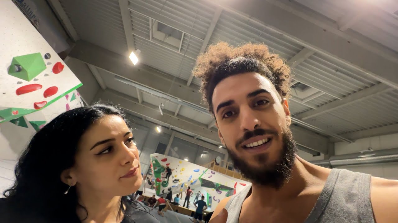 مشيت نتسلق مع المدام cover art