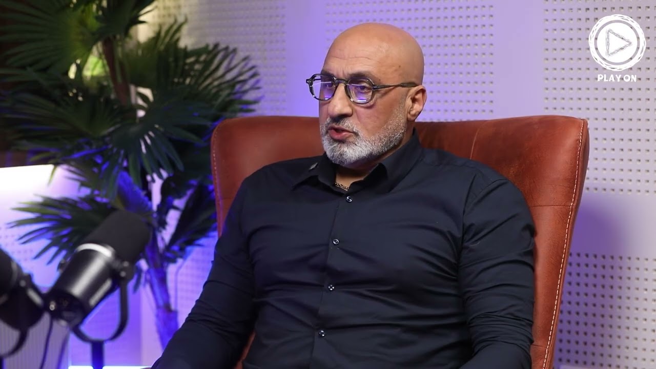 عماد الدبابي لاعب الترجي الرياضي التونسي والمنتخب الوطني لكرة اليد سابقا cover art