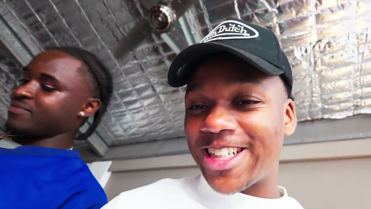 THE MOST RANDOM SHI VLOG😭 cover art