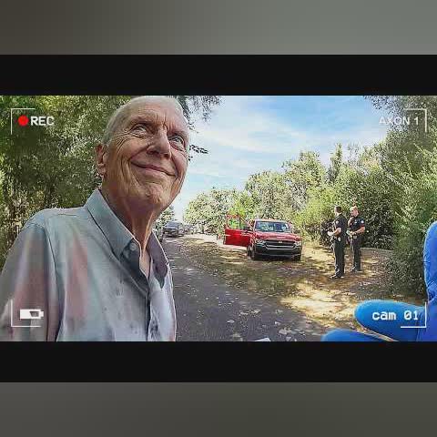 Moments After Psychotic Grandpa Killed His Wife in Broad Daylight cover art