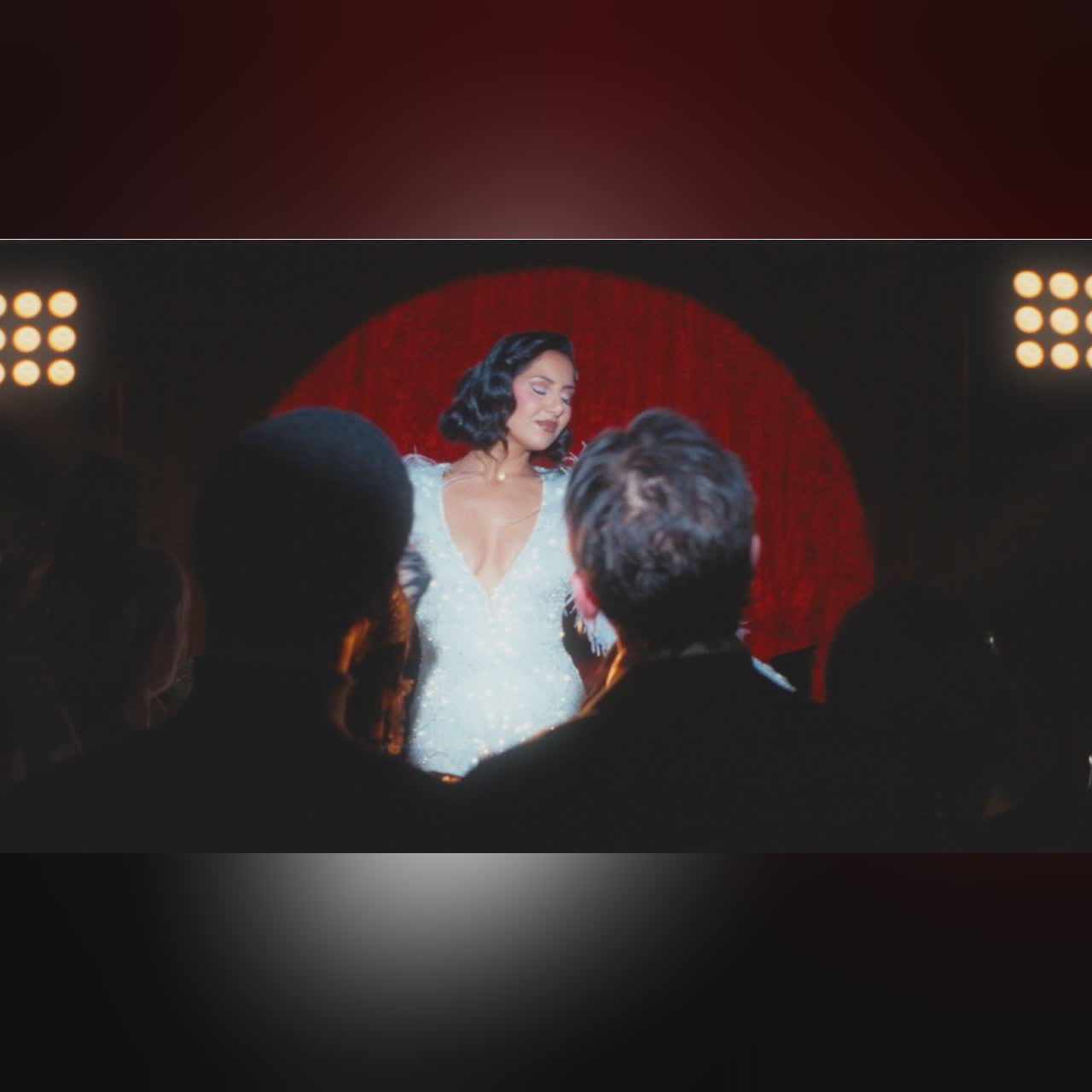 Soirée mondaine cover art