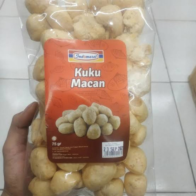 ASMR eating food (Kuku Macan)
