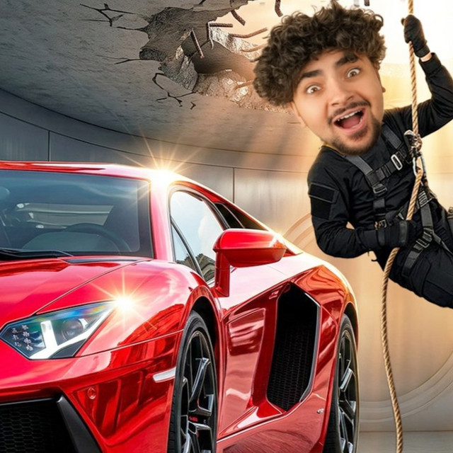 J'ai Volé la Voiture la plus CHÈRE de GTA ! (ft. StundZow) cover art