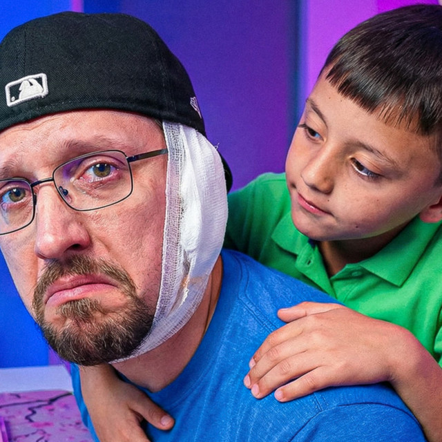 Famous Gamer Wont Show His Ear on Camera ft FGTeeV cover art