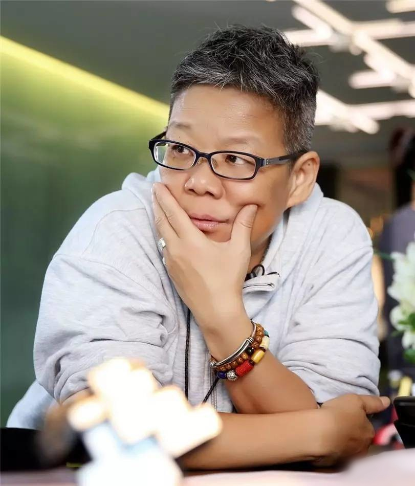 Yi-Juan Hu