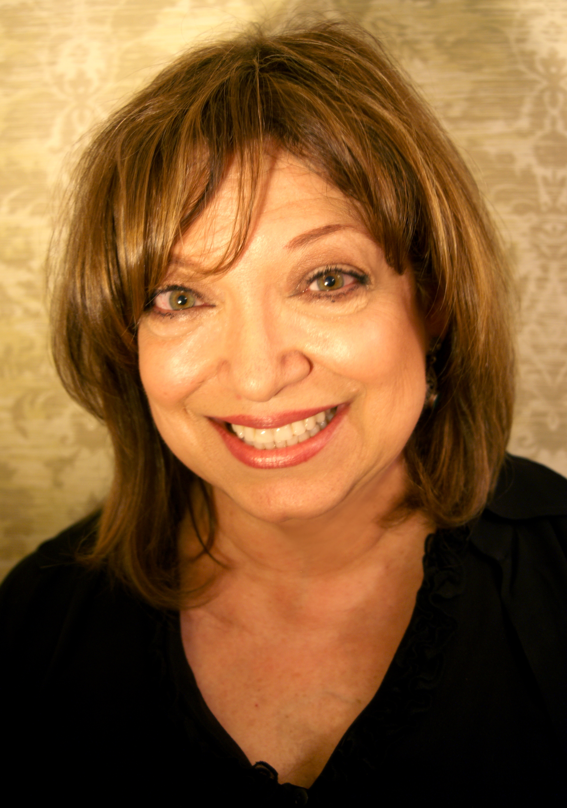 Sharon Lauve Komorn