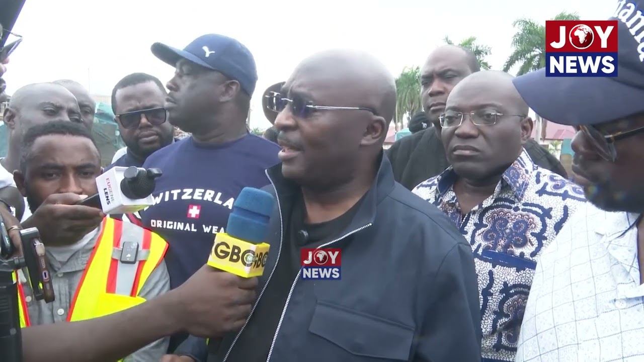 NPP flagbearer Dr. Mahamudu Bawumia visits flood-affected areas in parts of Accra. #JoyNews cover art