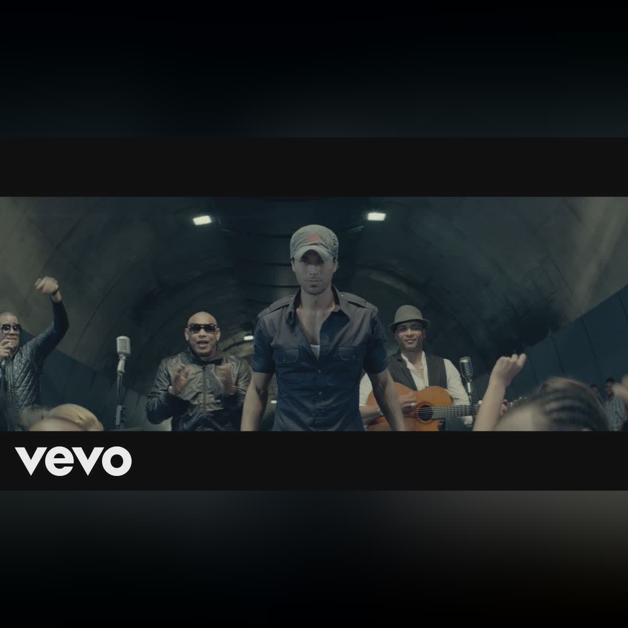 Bailando cover art