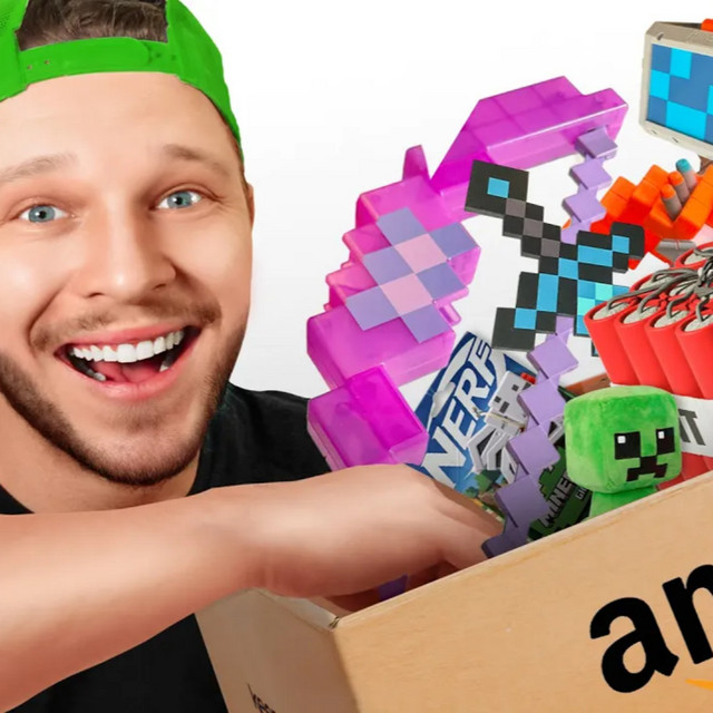J'ai Acheté TOUS Les Jouets Minecraft d'Amazon cover art