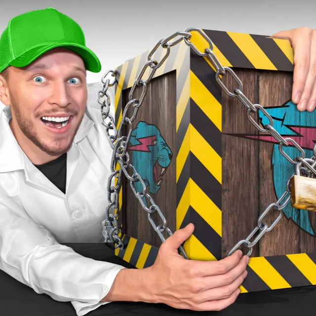 MrBeast Lab m'a Envoyé un COLIS MYSTÈRE ! cover art
