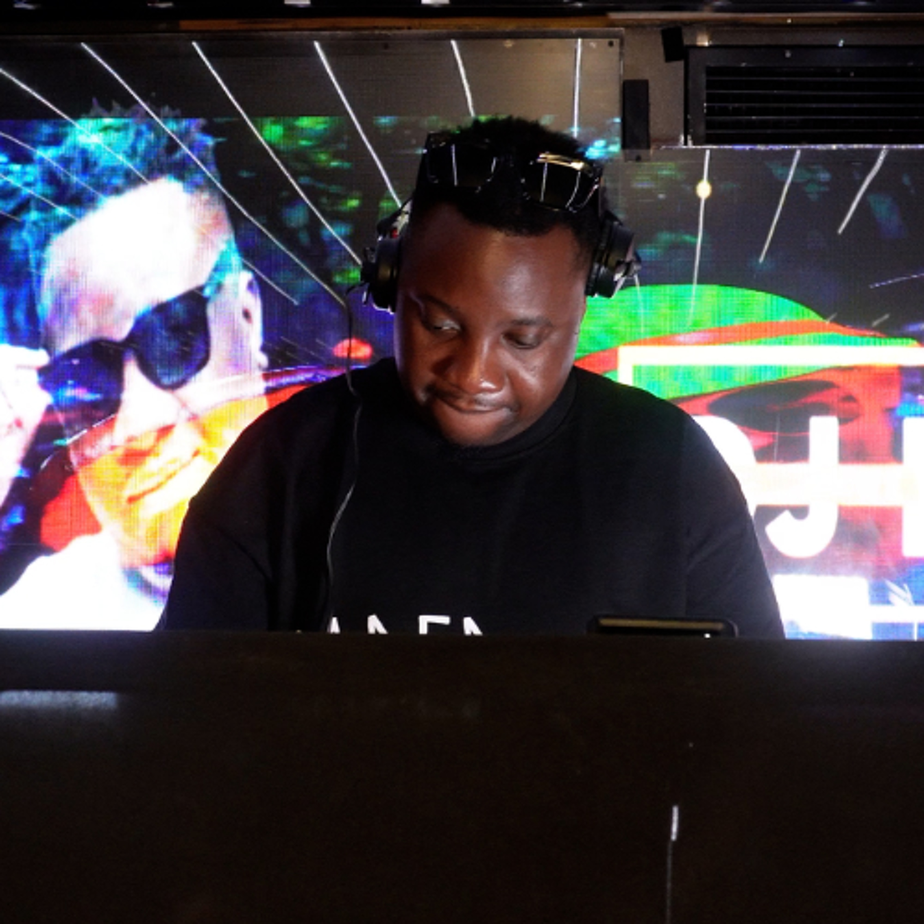 AMAPIANO MIX , 12 APRIL 2025 MIXED BY DJFISTOZ cover art