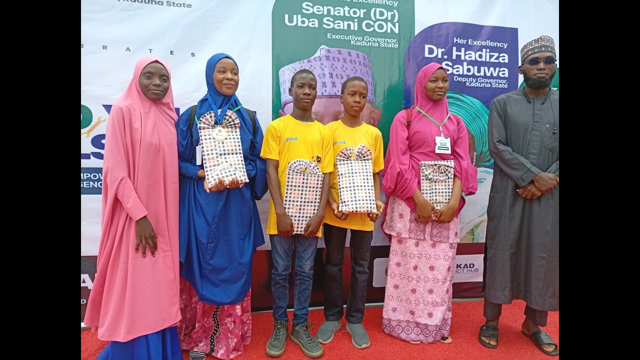 Receiving the 1st position prizes from the Hon. Commissioner