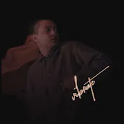 La Mave - Vibrate (Official Music Video) cover art