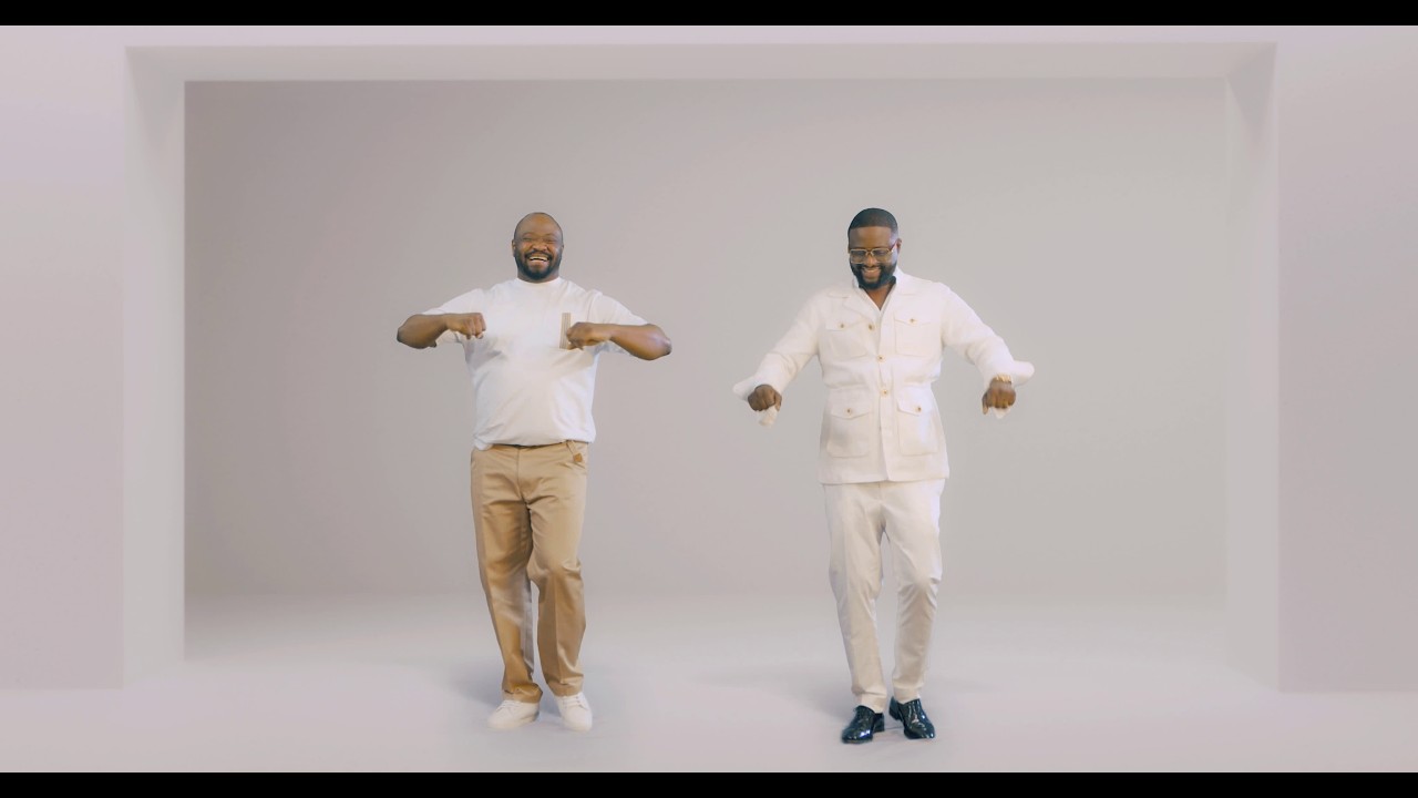 Fiston Mbuyi - Mololo ft Moise Mbiye (Official Video) cover art