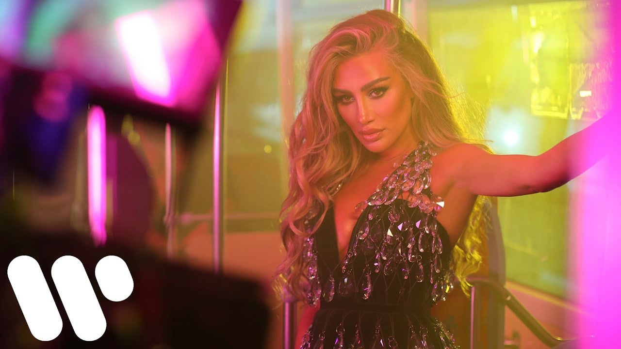Maya Diab - Ta'lan (Official Music Video) | مايا دياب - تقلان cover art