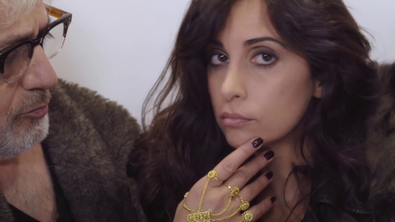 Yasmine Hamdan - La Ba'den (music video by Elia Suleiman) cover art