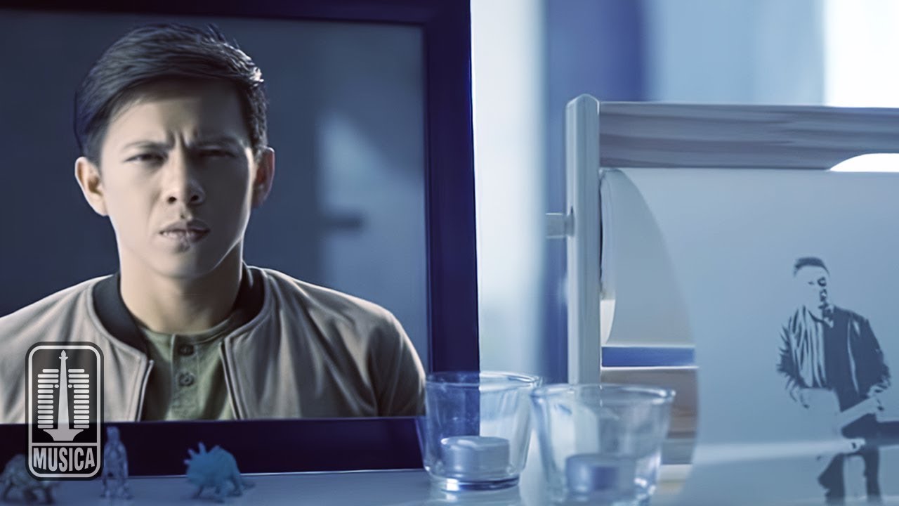 NOAH - Cinta Bukan Dusta (Official Music Video) cover art