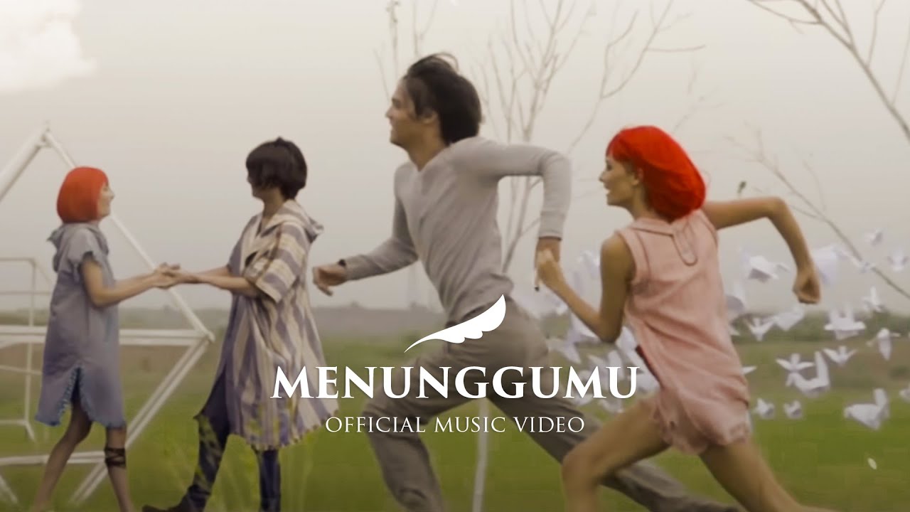 NOAH - Menunggumu (Official Music Video) cover art